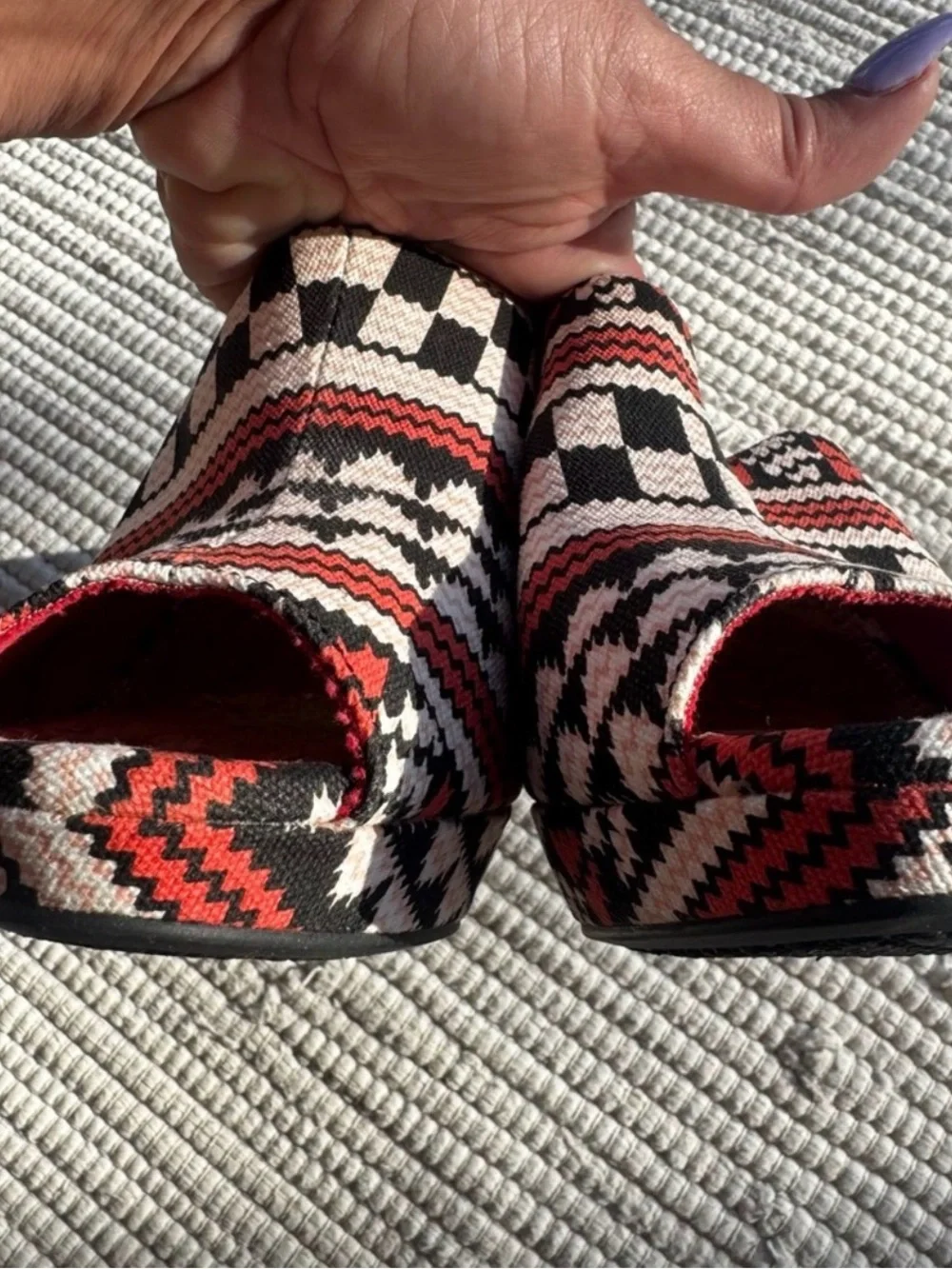 Gianni Bini Geometric Woven Peep Toe Wedge Mules Burnt orange & Black Size 9
